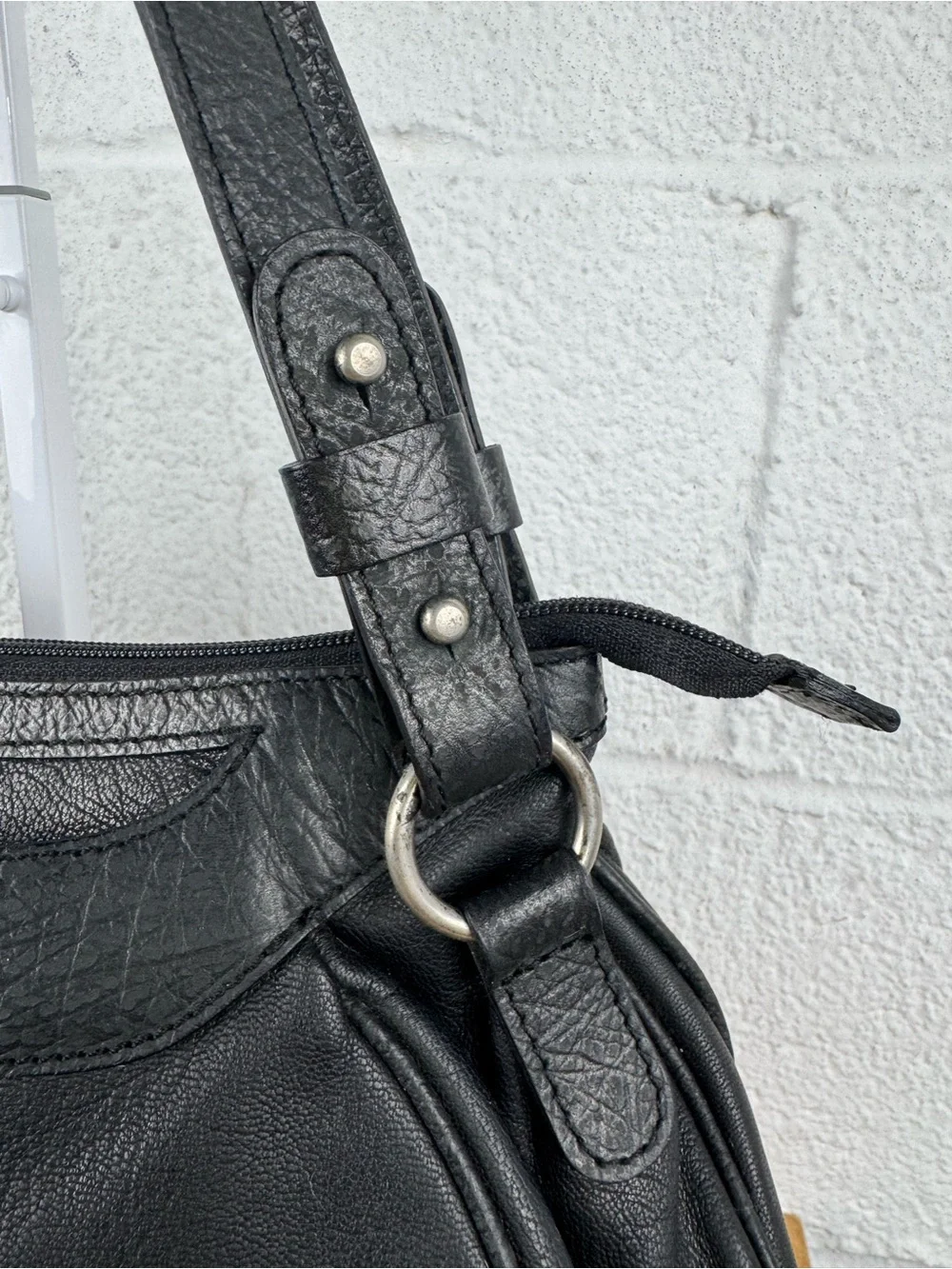 Roberto Cavalli Freedom Vintage Y2K Black Leather Shoulder Bag
